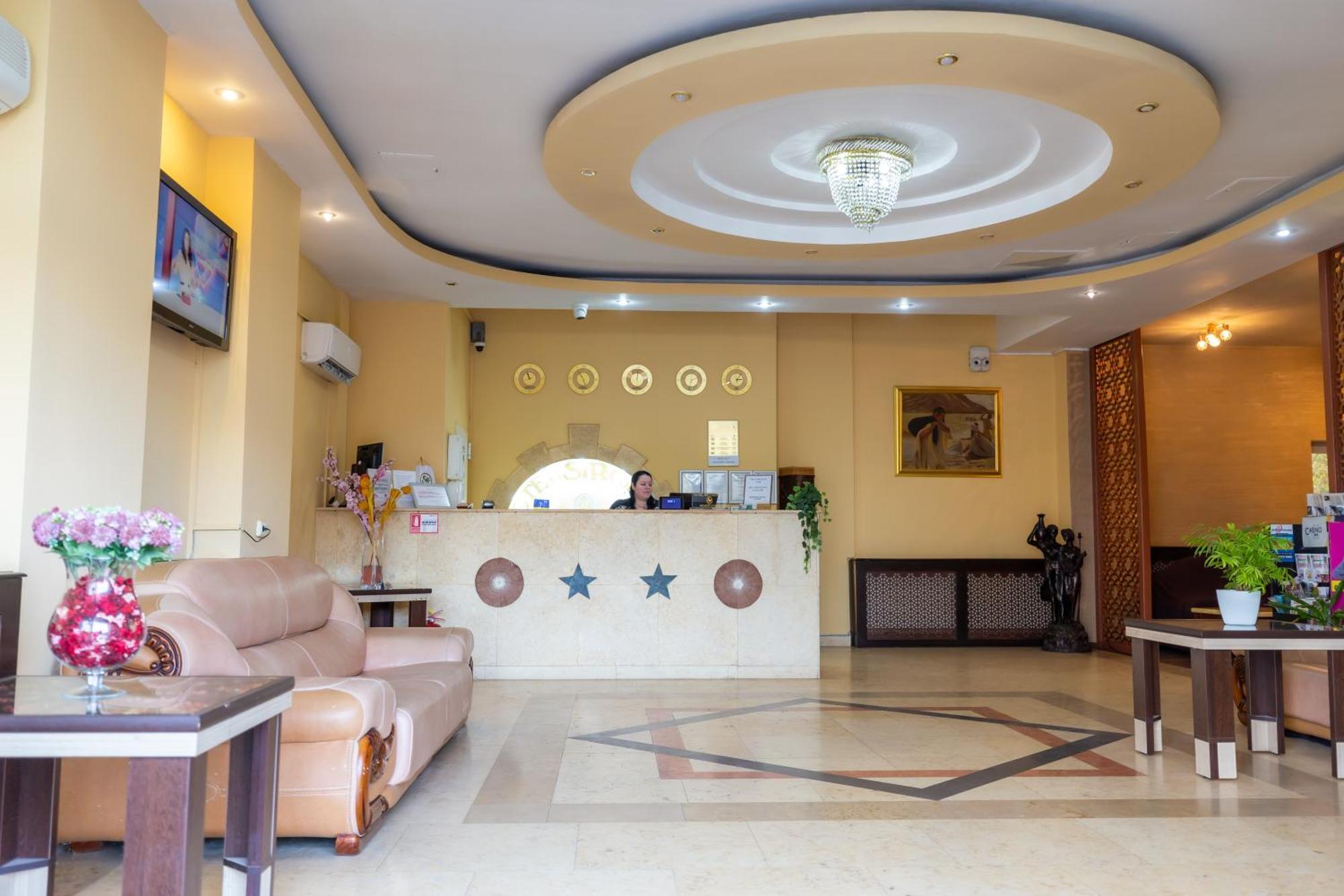 Hotel Sir Colentina Букурещ Екстериор снимка