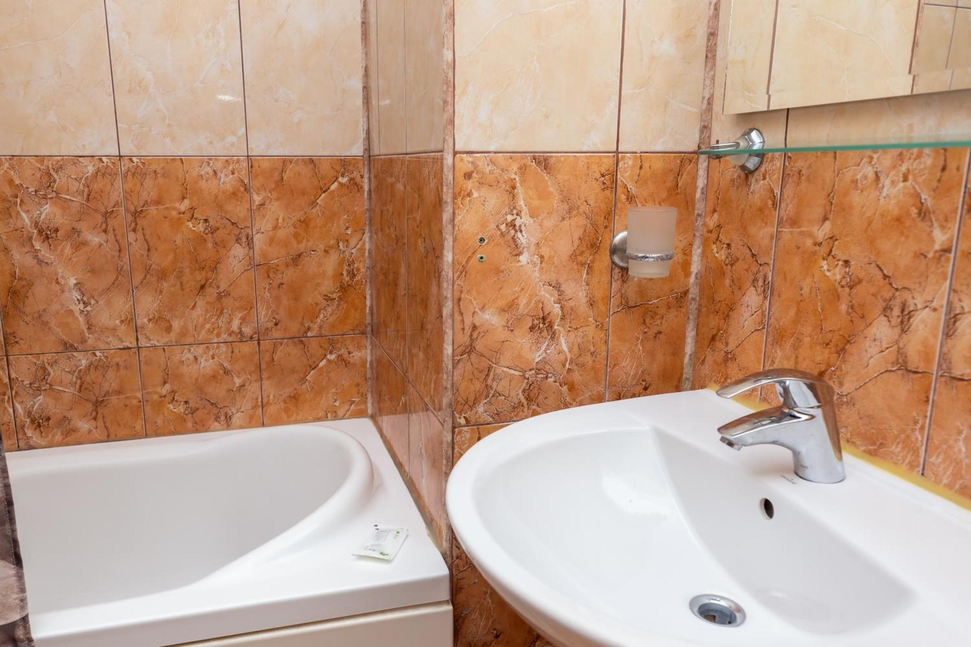 Hotel Sir Colentina Букурещ Екстериор снимка